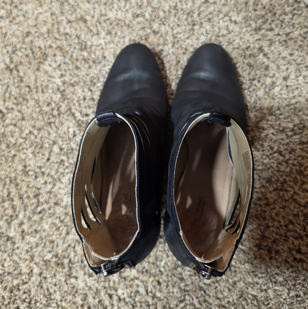 Josef Seibel Women’s Bootie Bonnie Black Cut Out Heeled Leather Size 41 / 10.5 - Picture 4 of 8